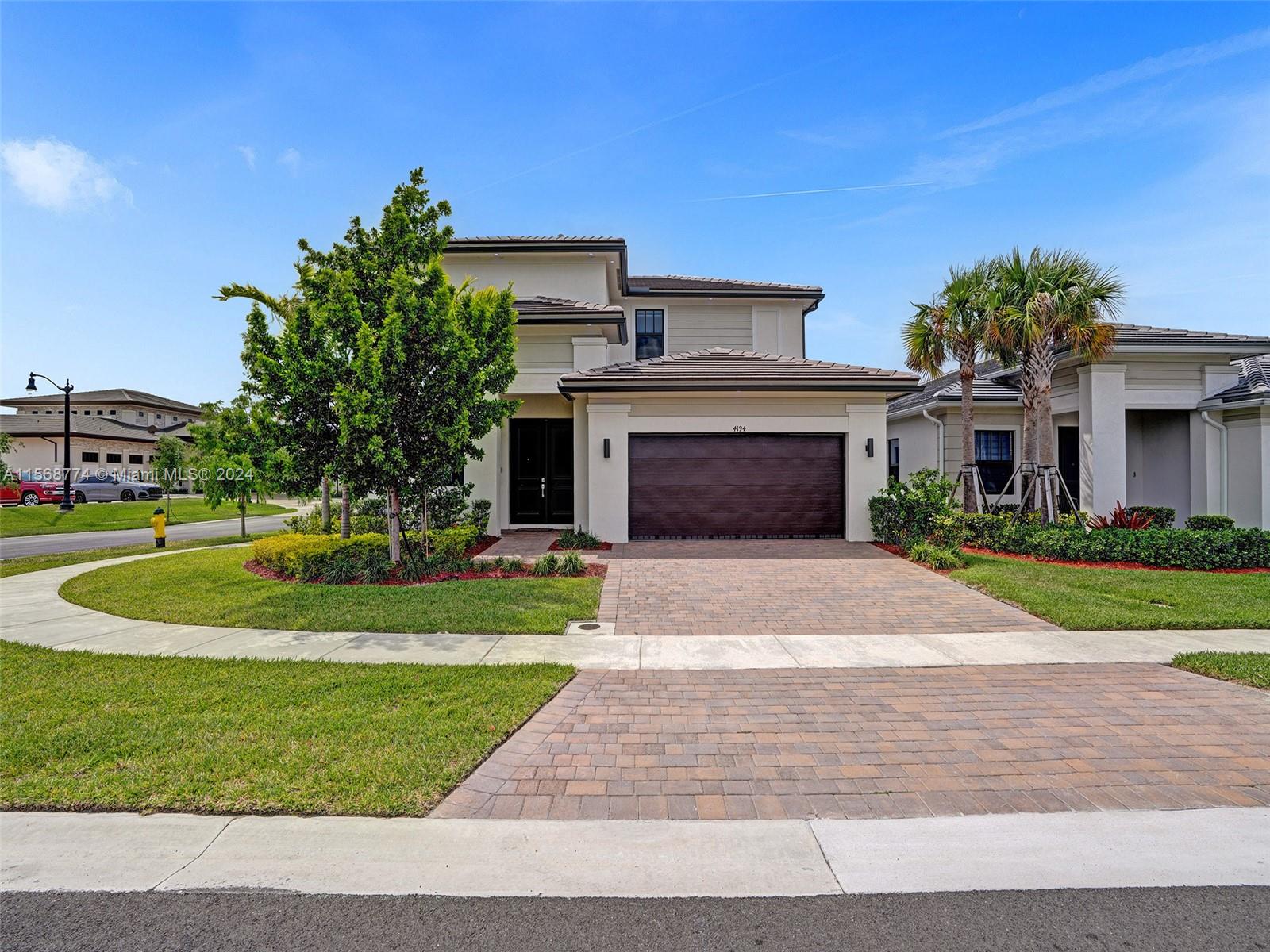 4194 SW 175th Ter  For Sale A11568774, FL