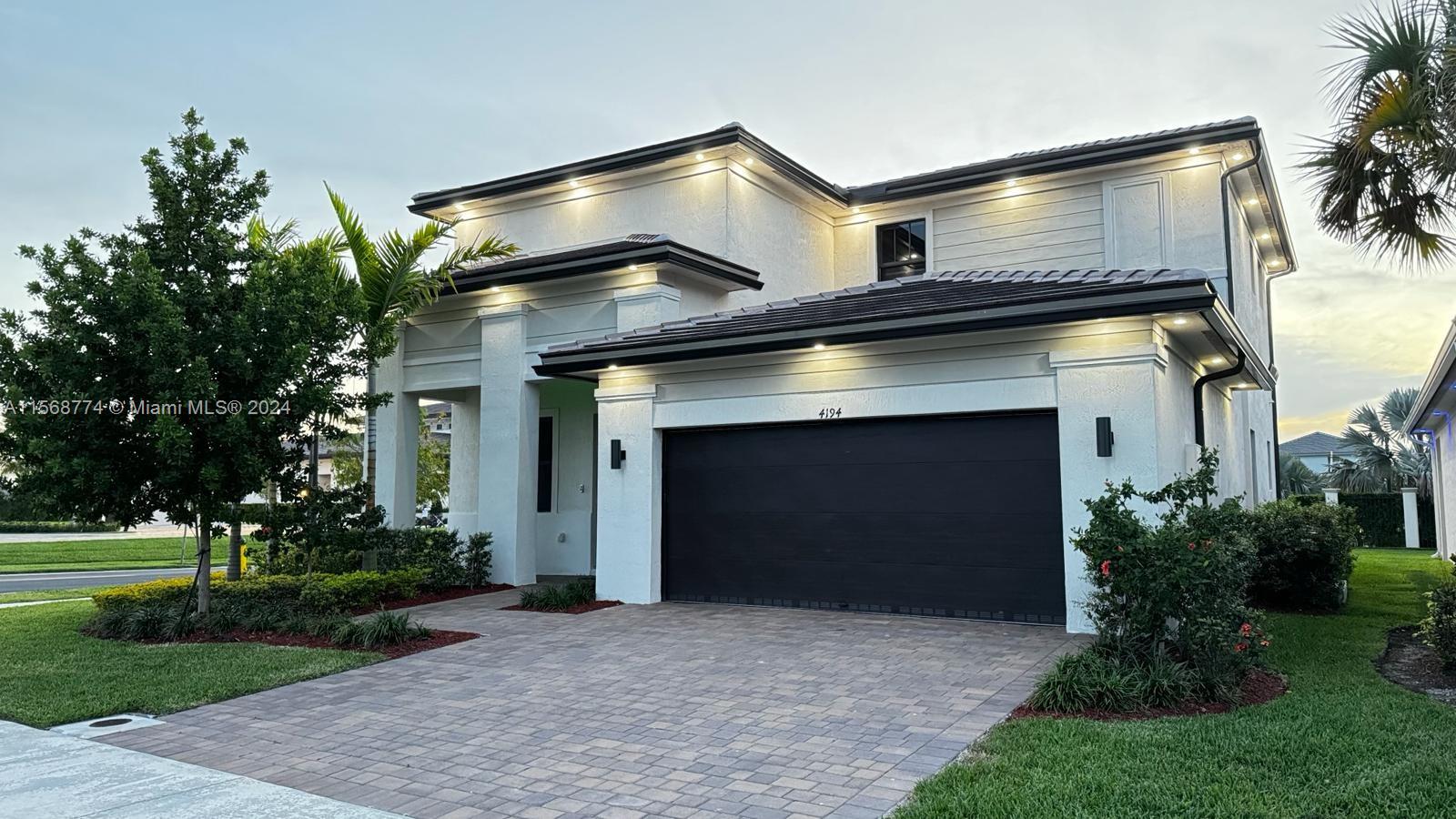 4194 SW 175th Ter  For Sale A11568774, FL