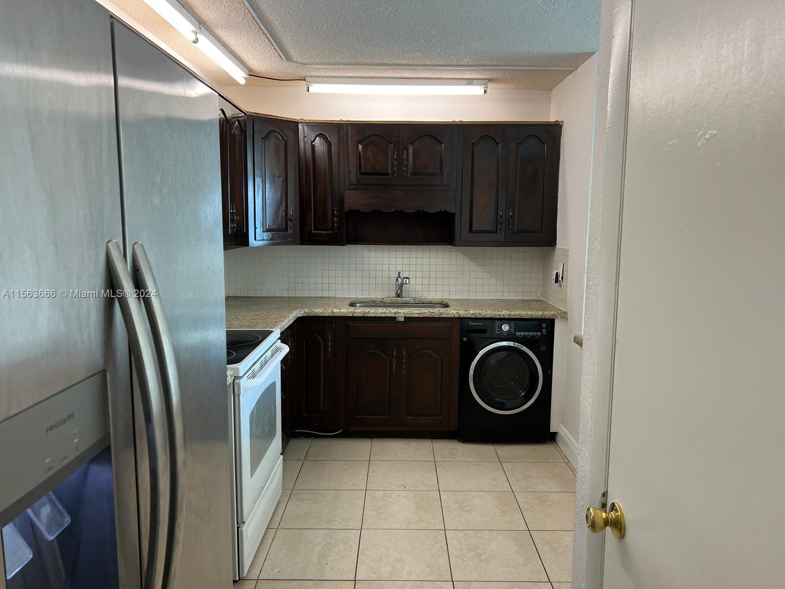 14820 Naranja Lakes Blvd D2F, Homestead, Florida 33032, 2 Bedrooms Bedrooms, ,1 BathroomBathrooms,Residentiallease,For Rent,14820 Naranja Lakes Blvd D2F,A11563666