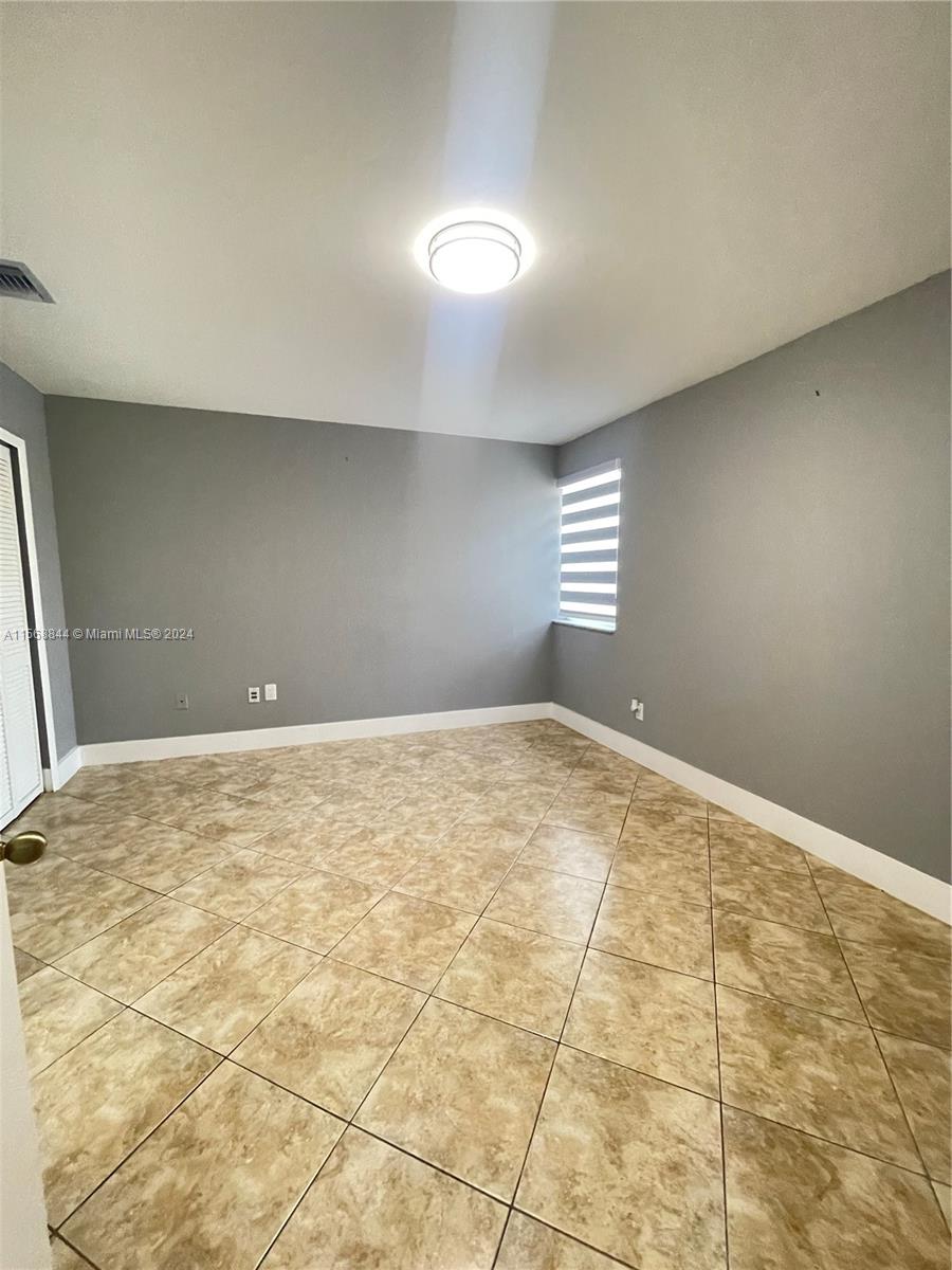 18310 NW 68th Ave D, Hialeah, Florida 33015, 1 Bedroom Bedrooms, ,1 BathroomBathrooms,Residentiallease,For Rent,18310 NW 68th Ave D,A11568844