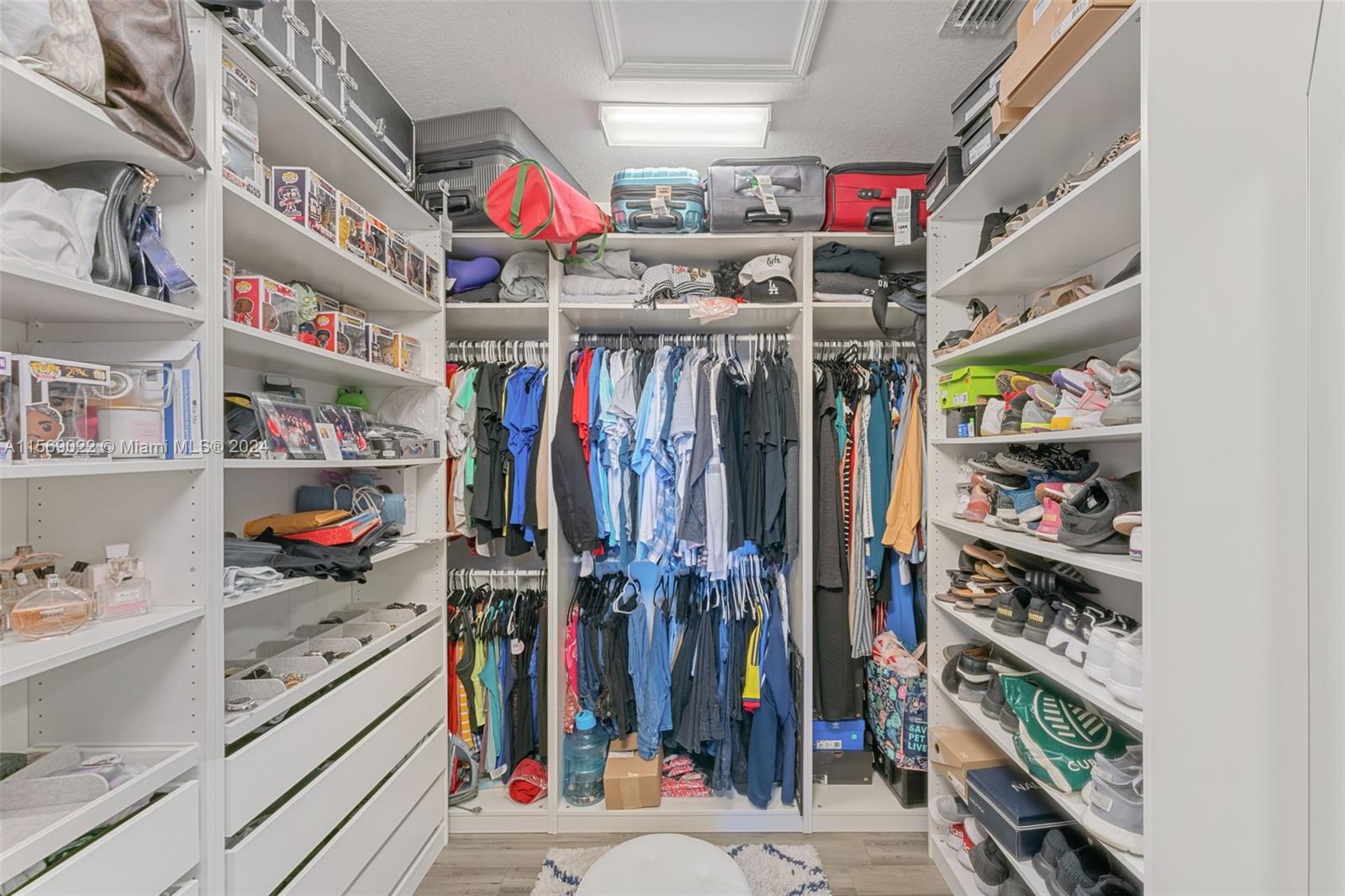 3735 SE 1st St, Homestead, Florida 33033, 3 Bedrooms Bedrooms, ,2 BathroomsBathrooms,Residential,For Sale,3735 SE 1st St,A11569022