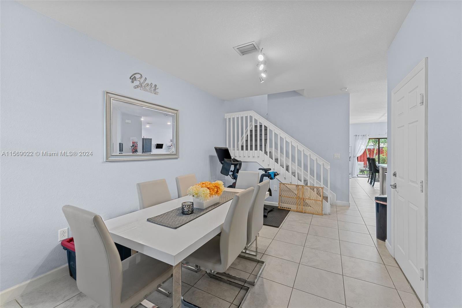 3735 SE 1st St, Homestead, Florida 33033, 3 Bedrooms Bedrooms, ,2 BathroomsBathrooms,Residential,For Sale,3735 SE 1st St,A11569022