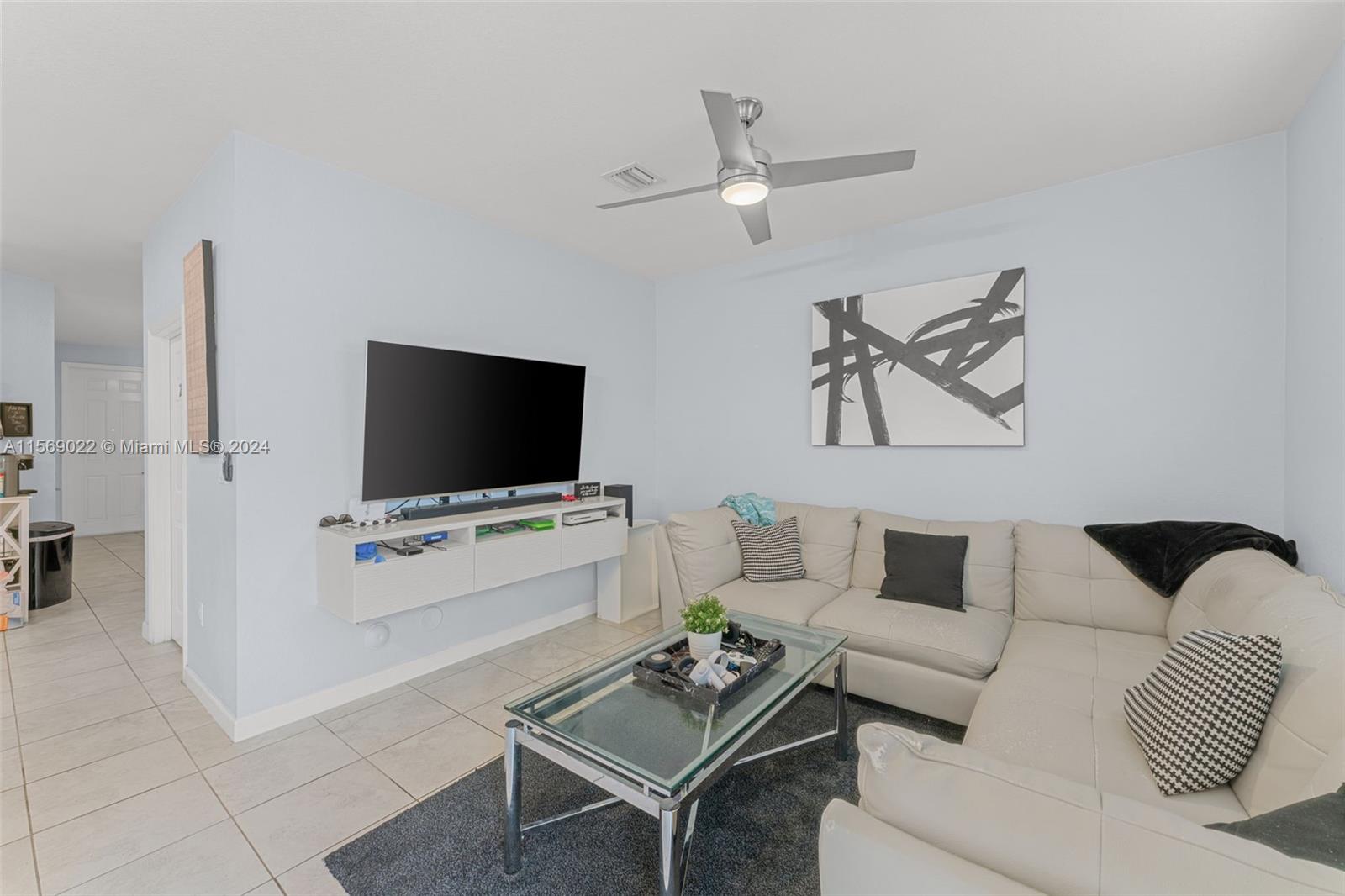 3735 SE 1st St, Homestead, Florida 33033, 3 Bedrooms Bedrooms, ,2 BathroomsBathrooms,Residential,For Sale,3735 SE 1st St,A11569022