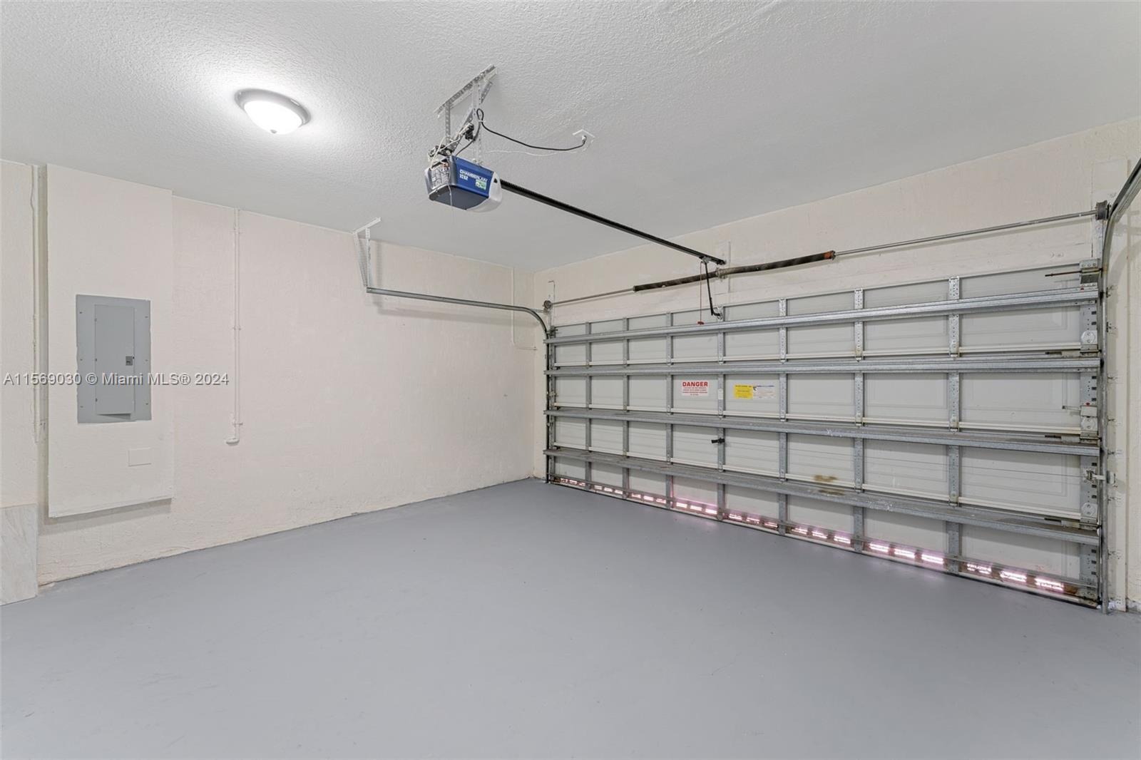 2281 NE 37th Ter, Homestead, Florida 33033, 4 Bedrooms Bedrooms, ,2 BathroomsBathrooms,Residential,For Sale,2281 NE 37th Ter,A11569030