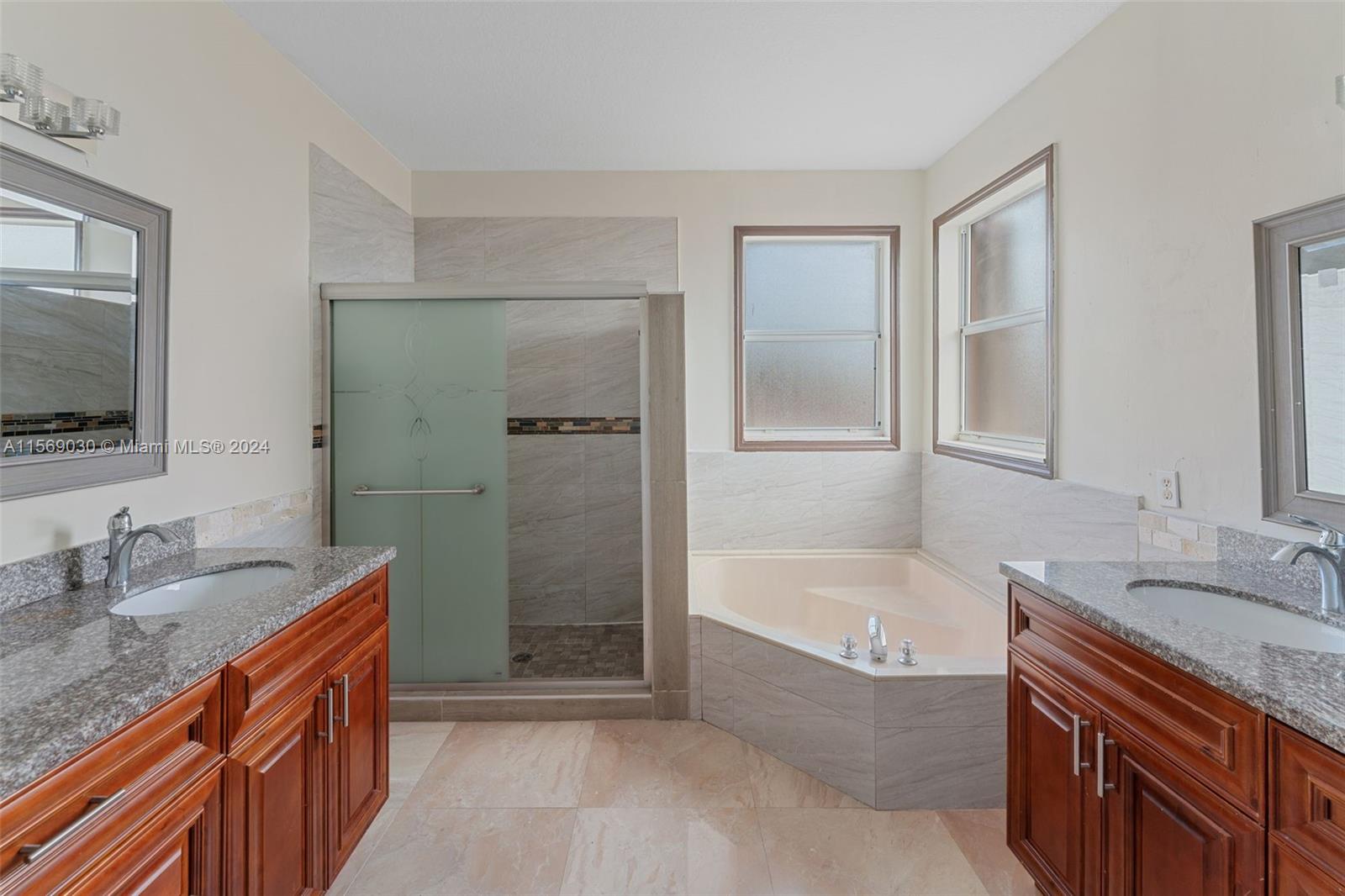 2281 NE 37th Ter, Homestead, Florida 33033, 4 Bedrooms Bedrooms, ,2 BathroomsBathrooms,Residential,For Sale,2281 NE 37th Ter,A11569030