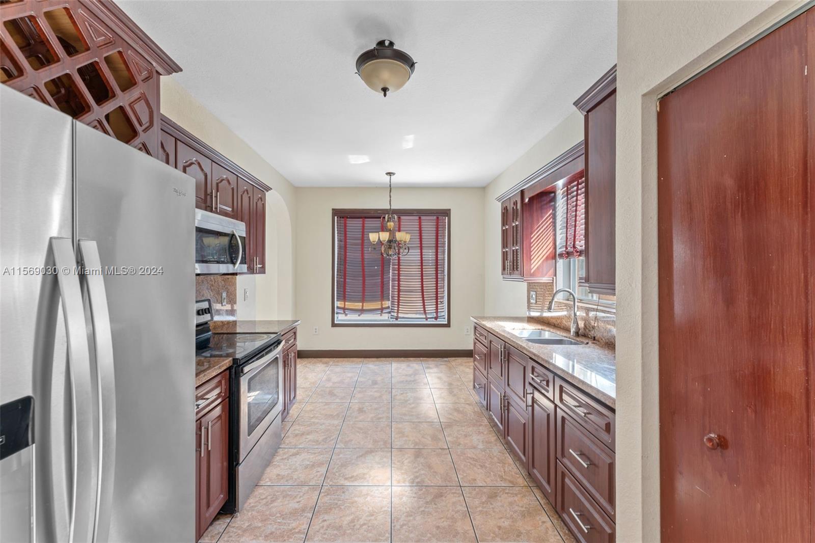 2281 NE 37th Ter, Homestead, Florida 33033, 4 Bedrooms Bedrooms, ,2 BathroomsBathrooms,Residential,For Sale,2281 NE 37th Ter,A11569030