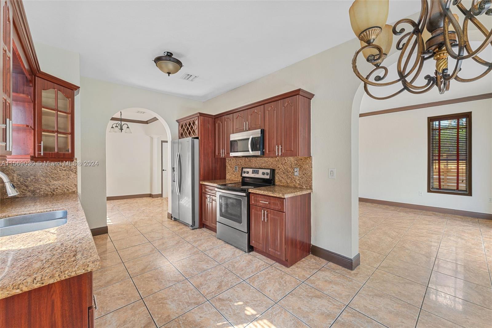 2281 NE 37th Ter, Homestead, Florida 33033, 4 Bedrooms Bedrooms, ,2 BathroomsBathrooms,Residential,For Sale,2281 NE 37th Ter,A11569030