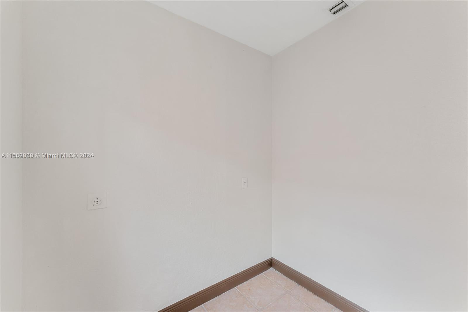 2281 NE 37th Ter, Homestead, Florida 33033, 4 Bedrooms Bedrooms, ,2 BathroomsBathrooms,Residential,For Sale,2281 NE 37th Ter,A11569030