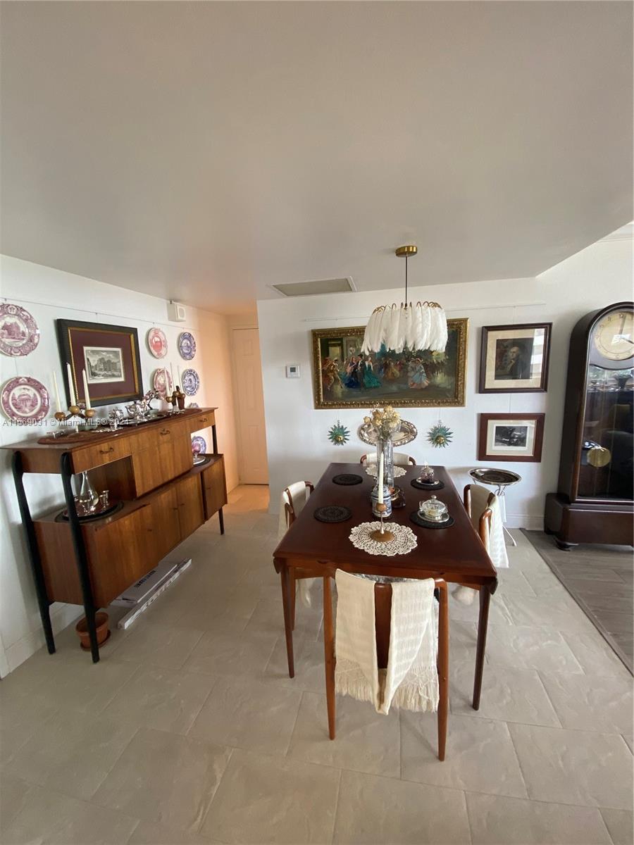 1200 WEST AV 607, Miami Beach, Florida 33139, 1 Bedroom Bedrooms, ,1 BathroomBathrooms,Residential,For Sale,1200 WEST AV 607,A11569031