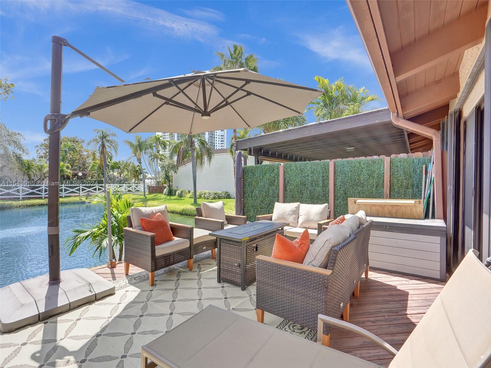 2667 S Parkview Dr, Hallandale Beach, Florida 33009, 2 Bedrooms Bedrooms, ,2 BathroomsBathrooms,Residential,For Sale,2667 S Parkview Dr,A11549965