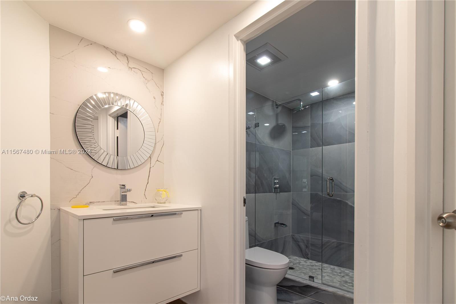 500 THREE ISLANDS BLVD 527, Hallandale Beach, Florida 33009, 1 Bedroom Bedrooms, ,1 BathroomBathrooms,Residentiallease,For Rent,500 THREE ISLANDS BLVD 527,A11567480