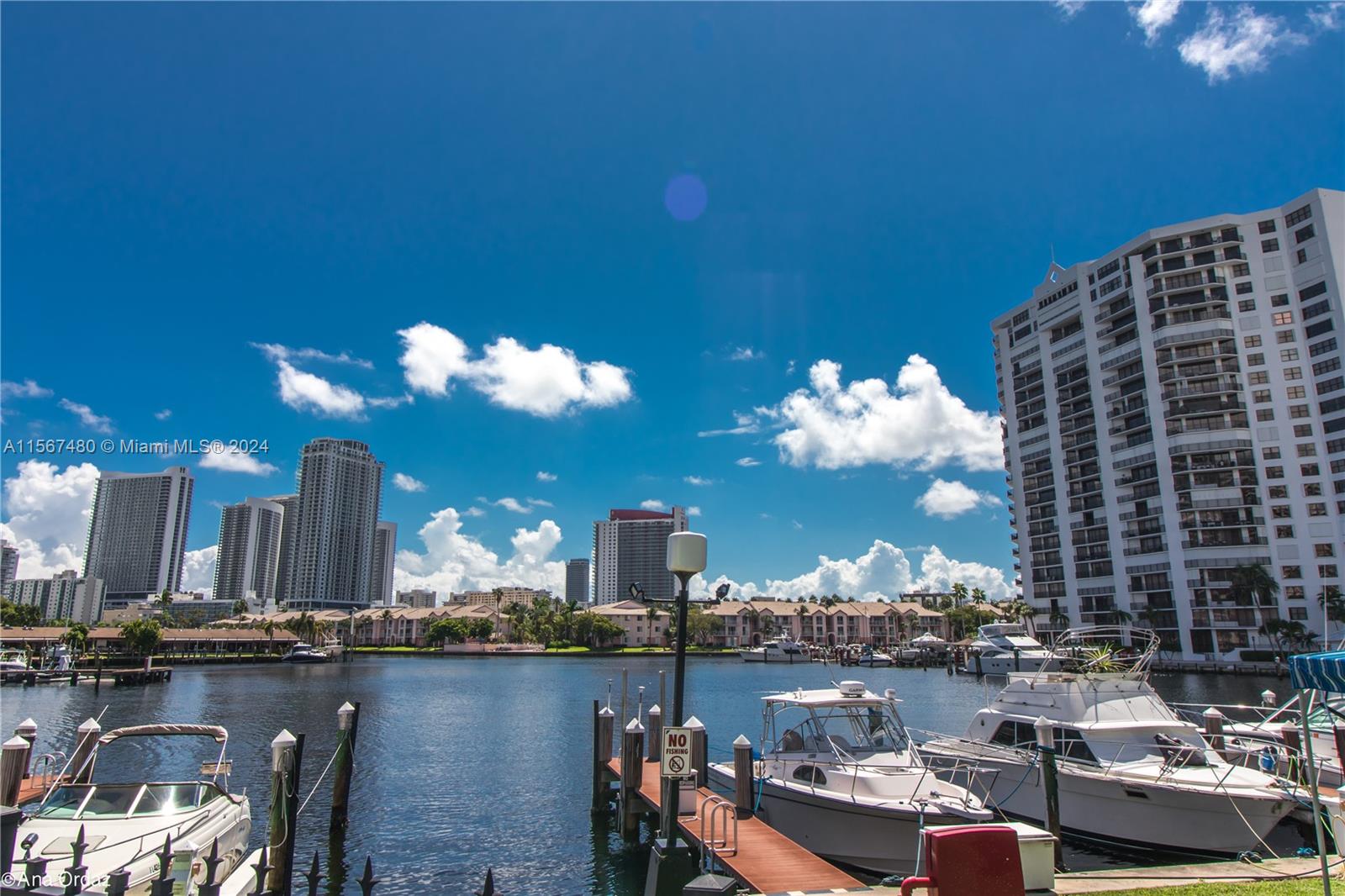 500 THREE ISLANDS BLVD 527, Hallandale Beach, Florida 33009, 1 Bedroom Bedrooms, ,1 BathroomBathrooms,Residentiallease,For Rent,500 THREE ISLANDS BLVD 527,A11567480