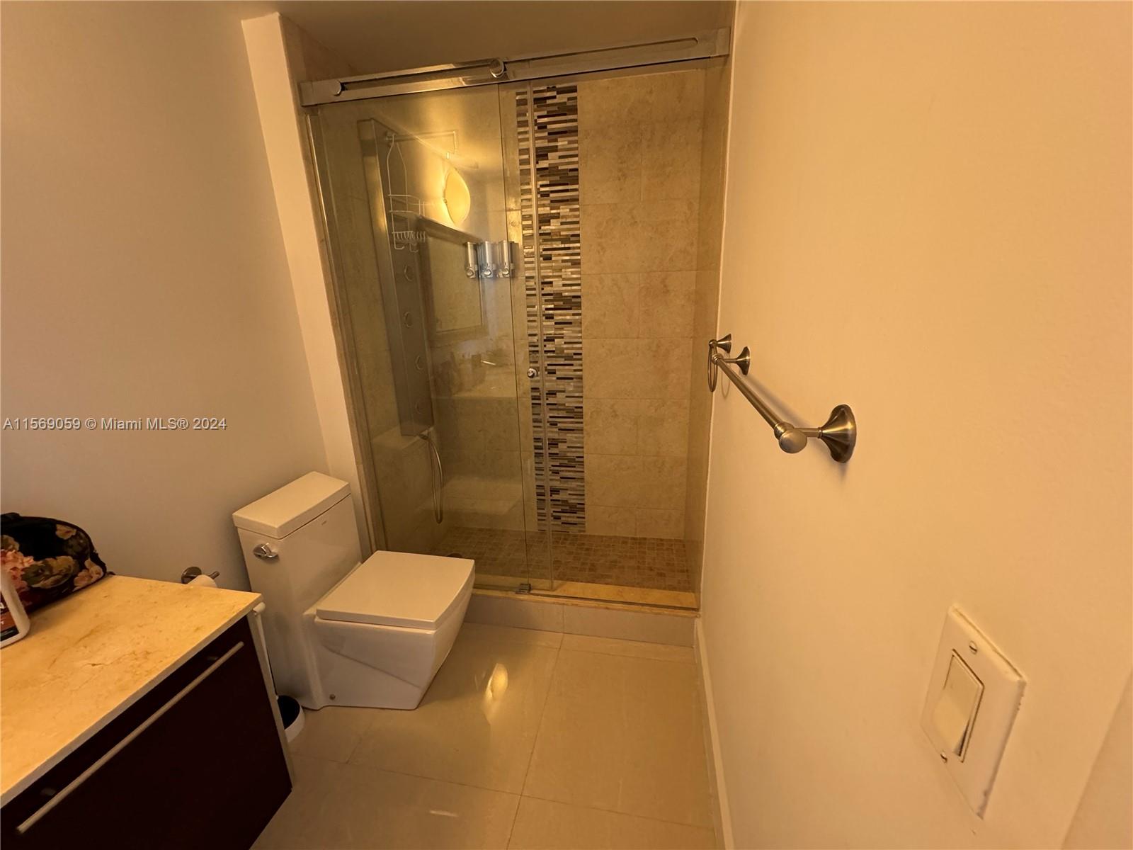 1900 N Bayshore Dr 1401, Miami, Florida 33132, 2 Bedrooms Bedrooms, ,2 BathroomsBathrooms,Residential,For Sale,1900 N Bayshore Dr 1401,A11569059