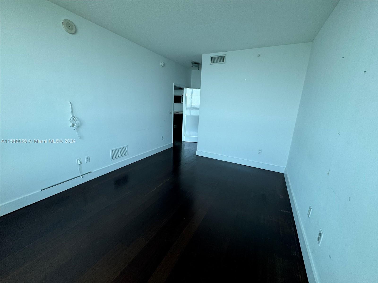 1900 N Bayshore Dr 1401, Miami, Florida 33132, 2 Bedrooms Bedrooms, ,2 BathroomsBathrooms,Residential,For Sale,1900 N Bayshore Dr 1401,A11569059