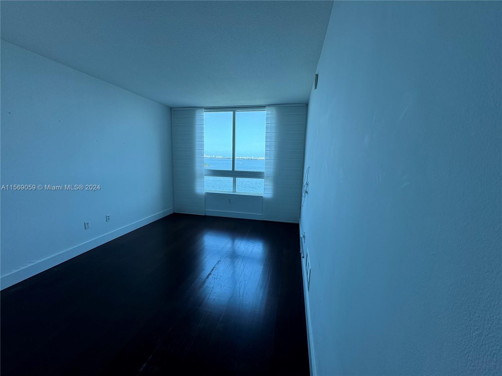 1900 N Bayshore Dr 1401, Miami, Florida 33132, 2 Bedrooms Bedrooms, ,2 BathroomsBathrooms,Residential,For Sale,1900 N Bayshore Dr 1401,A11569059