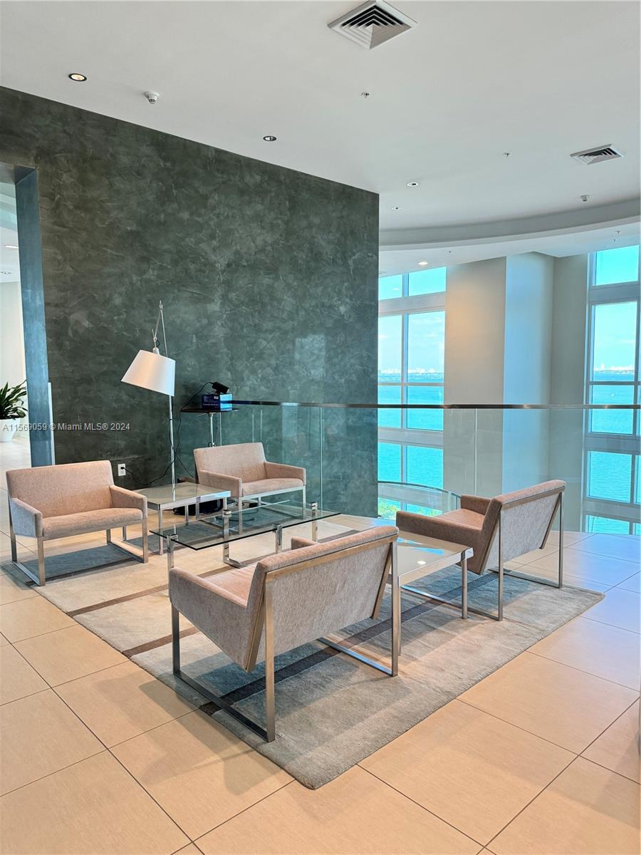 1900 N Bayshore Dr 1401, Miami, Florida 33132, 2 Bedrooms Bedrooms, ,2 BathroomsBathrooms,Residential,For Sale,1900 N Bayshore Dr 1401,A11569059