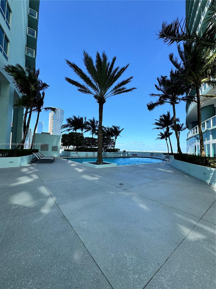 1900 N Bayshore Dr 1401, Miami, Florida 33132, 2 Bedrooms Bedrooms, ,2 BathroomsBathrooms,Residential,For Sale,1900 N Bayshore Dr 1401,A11569059