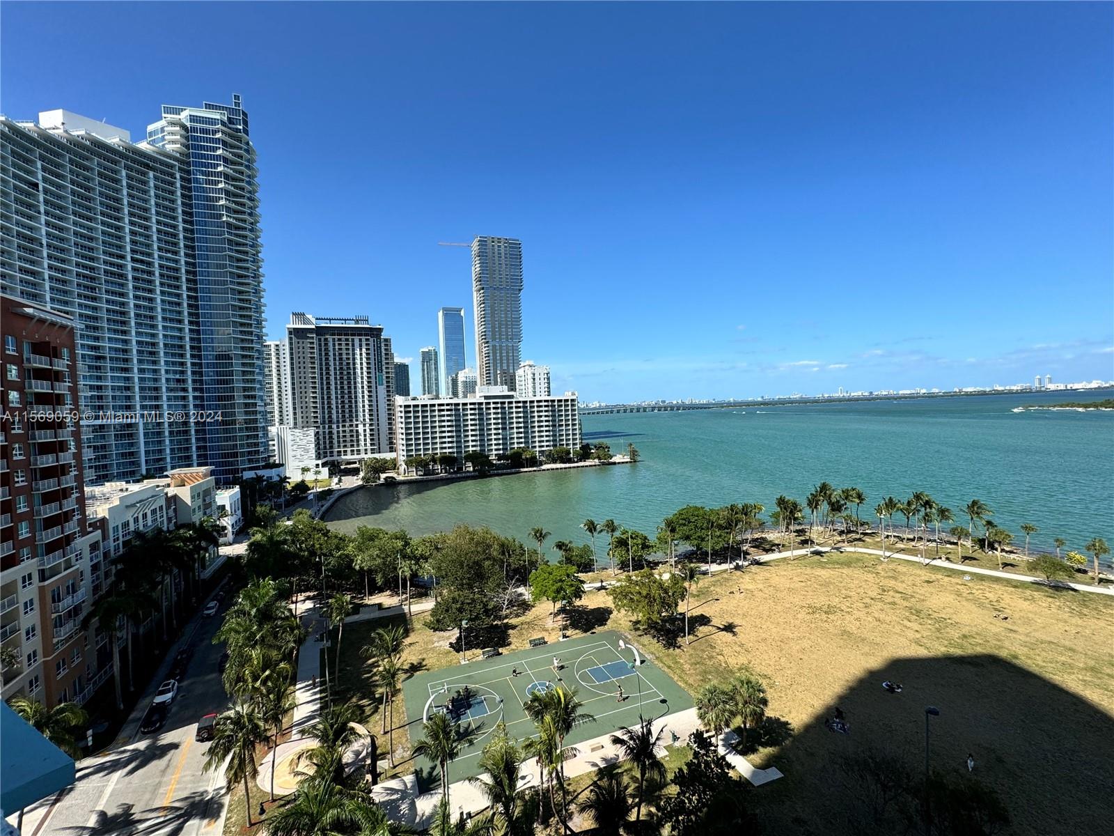 1900 N Bayshore Dr 1401, Miami, Florida 33132, 2 Bedrooms Bedrooms, ,2 BathroomsBathrooms,Residential,For Sale,1900 N Bayshore Dr 1401,A11569059
