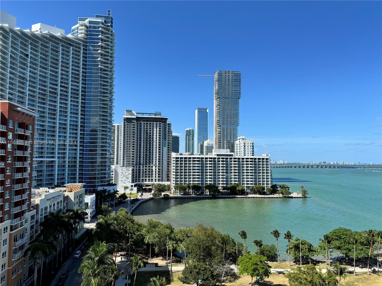 1900 N Bayshore Dr 1401, Miami, Florida 33132, 2 Bedrooms Bedrooms, ,2 BathroomsBathrooms,Residential,For Sale,1900 N Bayshore Dr 1401,A11569059
