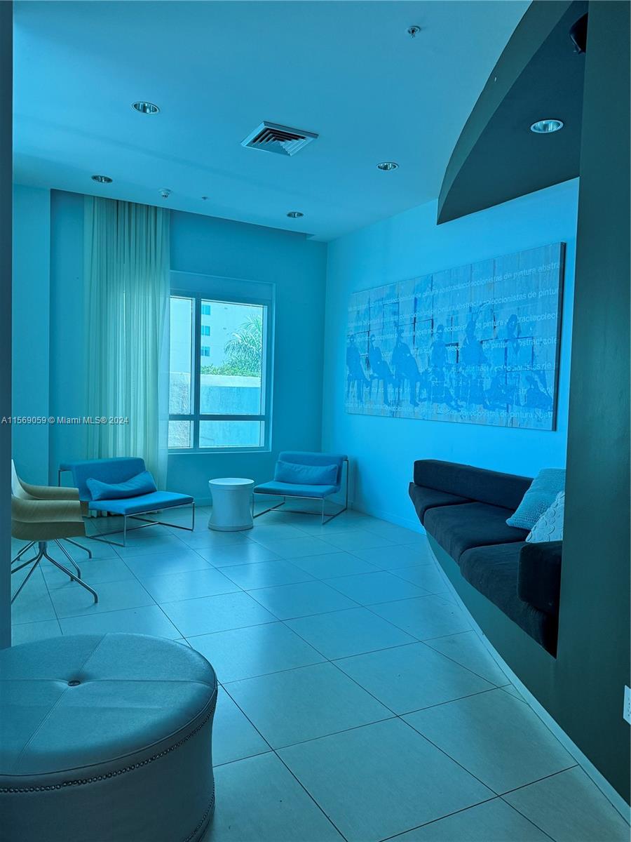 1900 N Bayshore Dr 1401, Miami, Florida 33132, 2 Bedrooms Bedrooms, ,2 BathroomsBathrooms,Residential,For Sale,1900 N Bayshore Dr 1401,A11569059