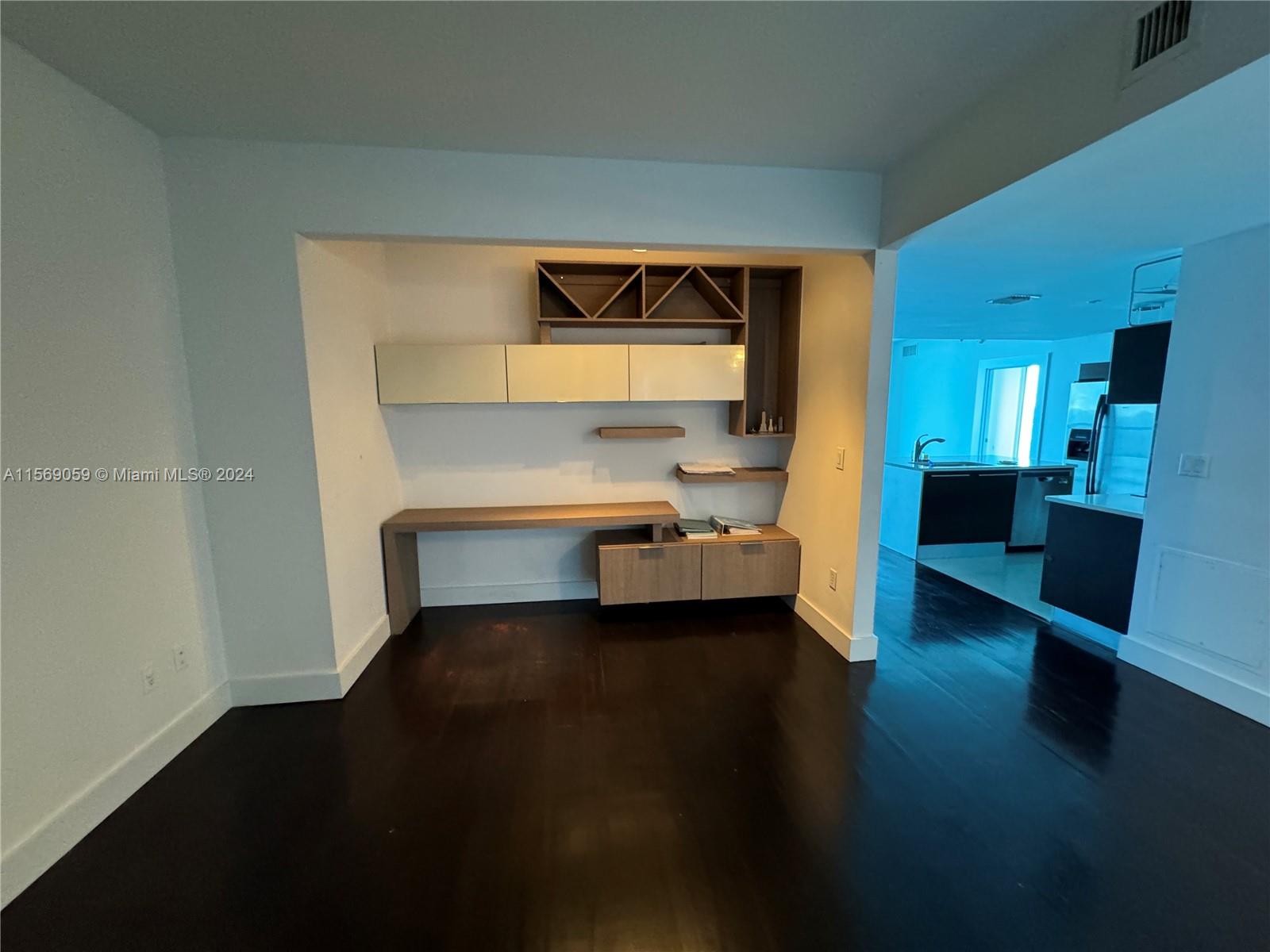 1900 N Bayshore Dr 1401, Miami, Florida 33132, 2 Bedrooms Bedrooms, ,2 BathroomsBathrooms,Residential,For Sale,1900 N Bayshore Dr 1401,A11569059