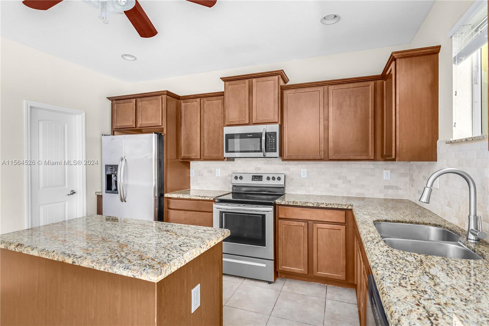 2147 NW 15th Pl, Homestead, Florida 33030, 5 Bedrooms Bedrooms, ,3 BathroomsBathrooms,Residential,For Sale,2147 NW 15th Pl,A11564526