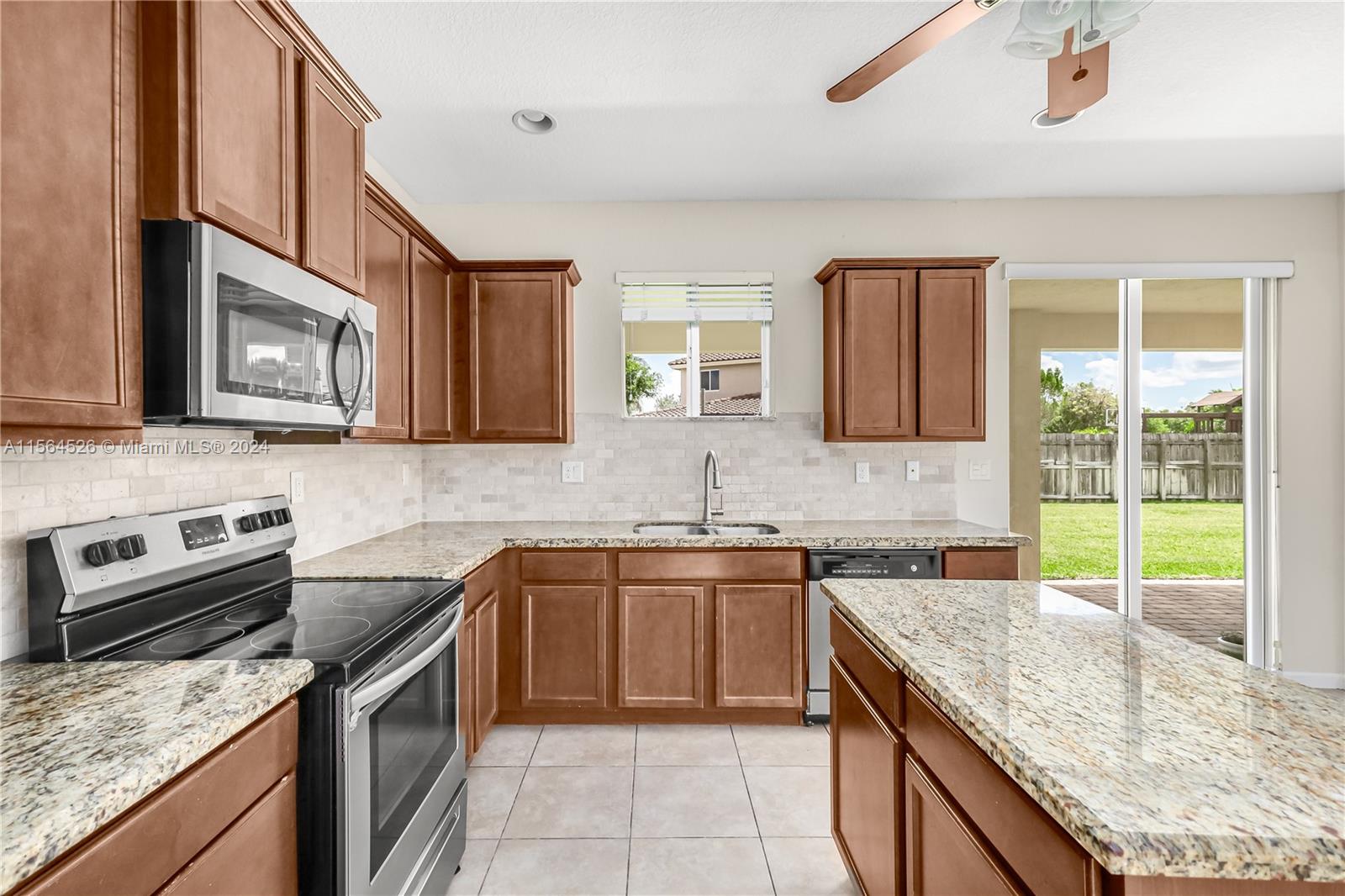 2147 NW 15th Pl, Homestead, Florida 33030, 5 Bedrooms Bedrooms, ,3 BathroomsBathrooms,Residential,For Sale,2147 NW 15th Pl,A11564526