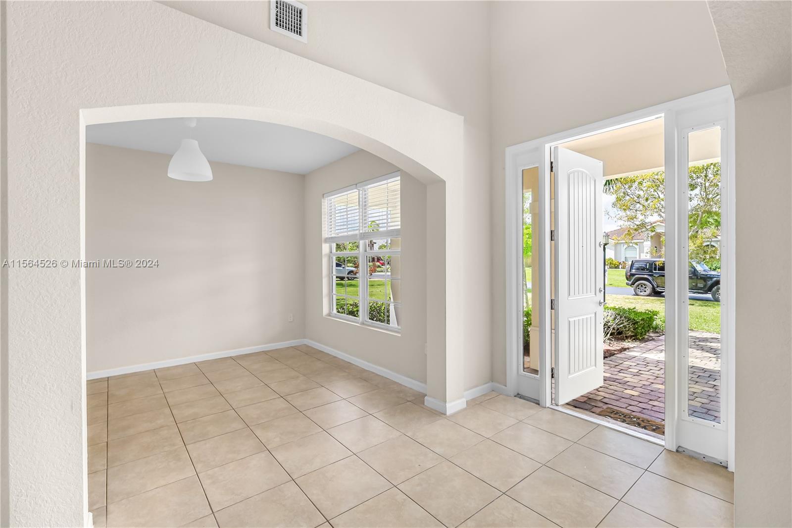 2147 NW 15th Pl, Homestead, Florida 33030, 5 Bedrooms Bedrooms, ,3 BathroomsBathrooms,Residential,For Sale,2147 NW 15th Pl,A11564526