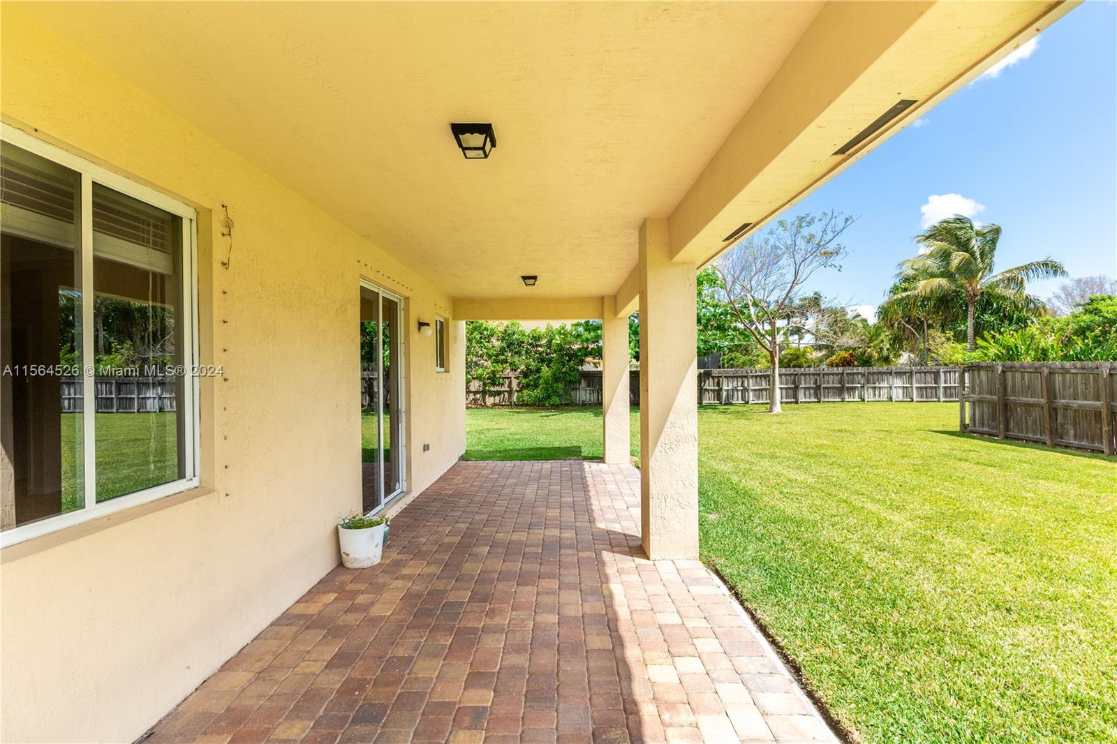 2147 NW 15th Pl, Homestead, Florida 33030, 5 Bedrooms Bedrooms, ,3 BathroomsBathrooms,Residential,For Sale,2147 NW 15th Pl,A11564526