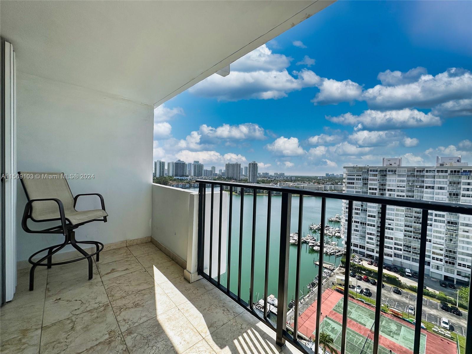 2780 NE 183rd St 1912, Aventura, Florida 33160, 2 Bedrooms Bedrooms, ,2 BathroomsBathrooms,Residential,For Sale,2780 NE 183rd St 1912,A11569103