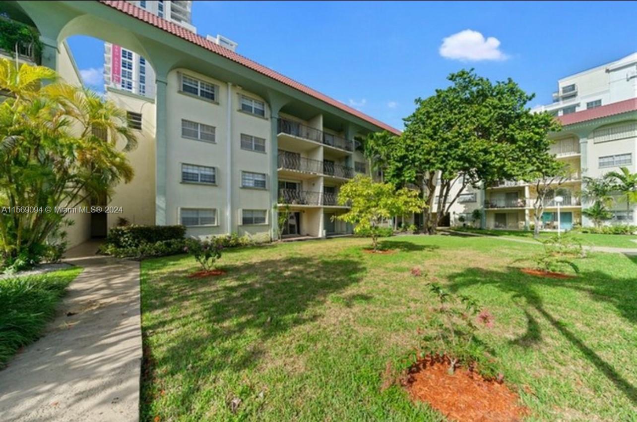 8101 SW 72nd Ave #414W For Sale A11569094, FL