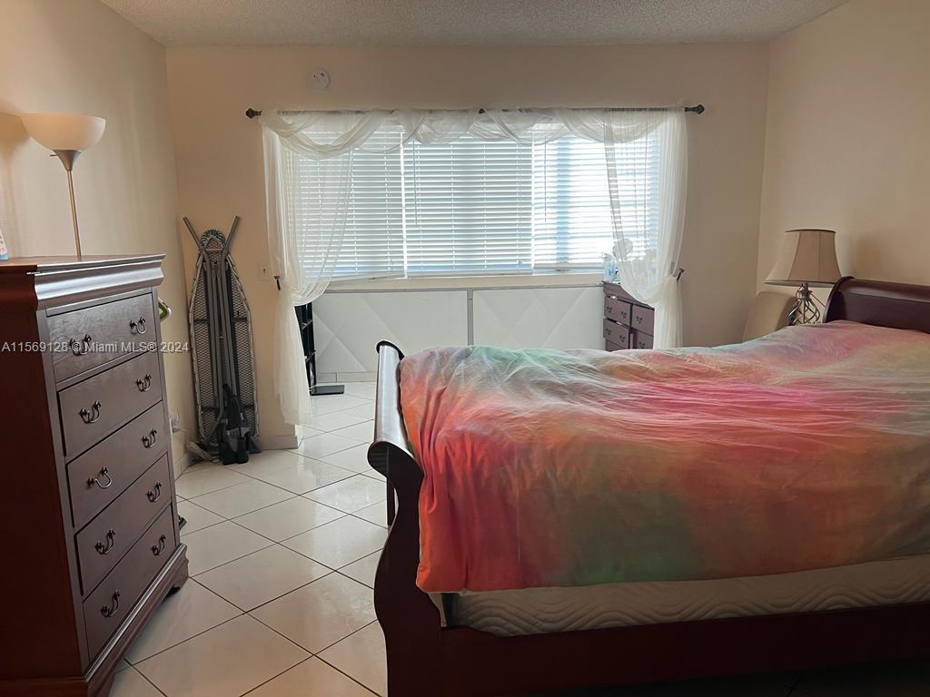 215 SE 3rd Ave 403A, Hallandale Beach, Florida 33009, 1 Bedroom Bedrooms, ,1 BathroomBathrooms,Residential,For Sale,215 SE 3rd Ave 403A,A11569128