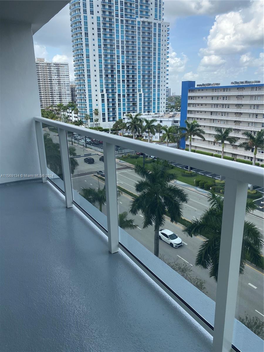 1880 S Ocean Dr 803, Hallandale Beach, Florida 33009, 2 Bedrooms Bedrooms, ,2 BathroomsBathrooms,Residentiallease,For Rent,1880 S Ocean Dr 803,A11569134