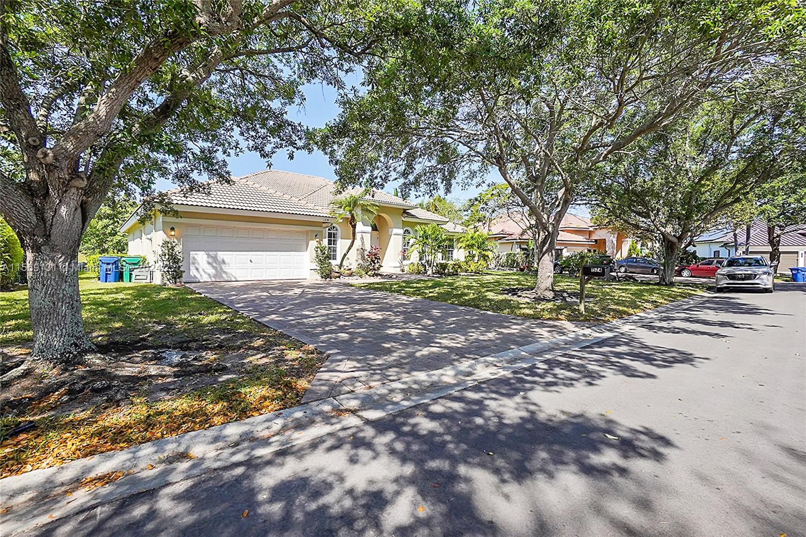 1574 NW 103 Ter, Coral Springs, Florida 33071, 4 Bedrooms Bedrooms, ,3 BathroomsBathrooms,Residential,For Sale,1574 NW 103 Ter,A11569131