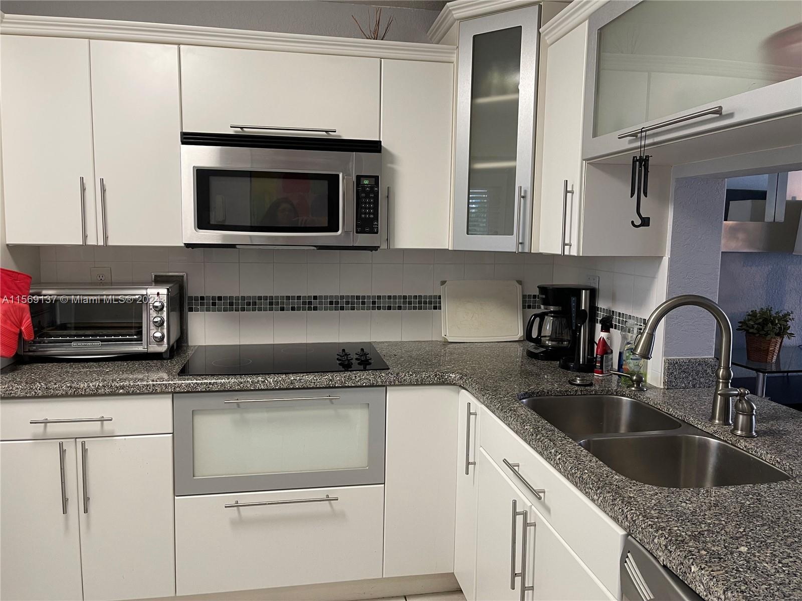 1893 S Ocean Dr 506, Hallandale Beach, Florida 33009, 2 Bedrooms Bedrooms, ,2 BathroomsBathrooms,Residential,For Sale,1893 S Ocean Dr 506,A11569137