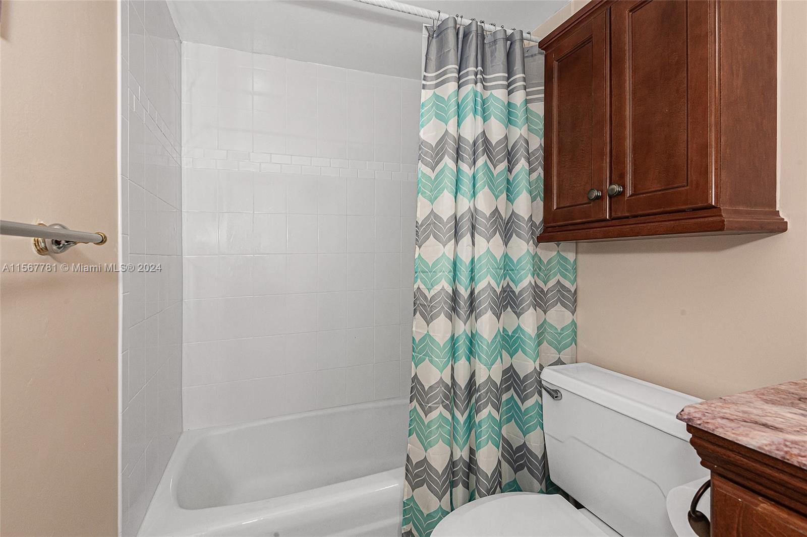 3180 S Ocean 517, Hallandale Beach, Florida 33009, 1 Bedroom Bedrooms, ,1 BathroomBathrooms,Residential,For Sale,3180 S Ocean 517,A11567781