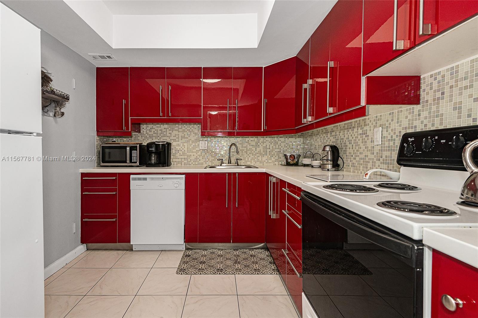 3180 S Ocean 517, Hallandale Beach, Florida 33009, 1 Bedroom Bedrooms, ,1 BathroomBathrooms,Residential,For Sale,3180 S Ocean 517,A11567781