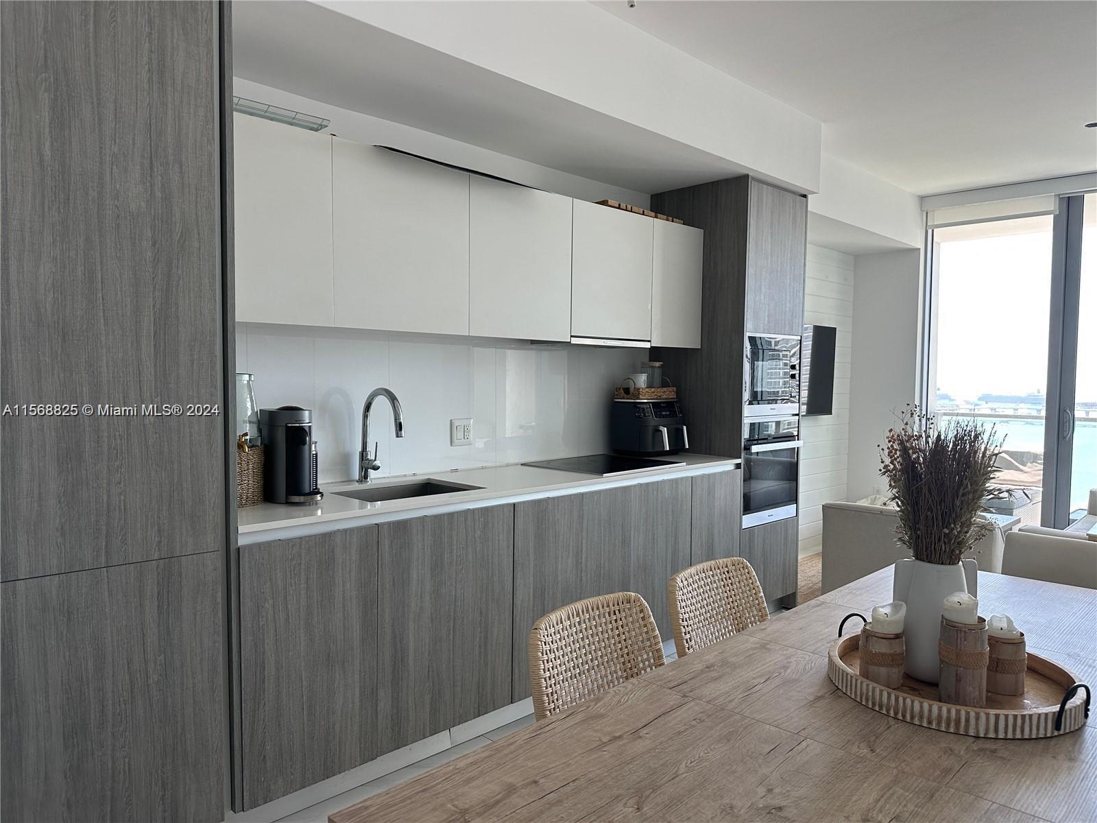 2900 NE 7th Ave 2608, Miami, Florida 33137, 1 Bedroom Bedrooms, ,2 BathroomsBathrooms,Residentiallease,For Rent,2900 NE 7th Ave 2608,A11568825