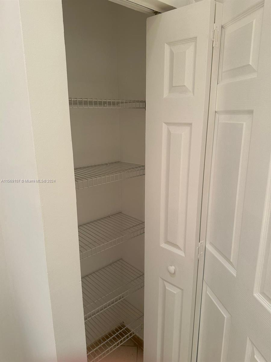 11054 SW 237 LN, Miami, Florida 33032, 2 Bedrooms Bedrooms, ,2 BathroomsBathrooms,Residentiallease,For Rent,11054 SW 237 LN,A11569107