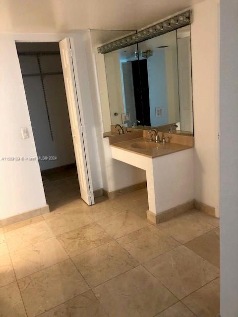 Miami, Florida 33132, 2 Bedrooms Bedrooms, ,2 BathroomsBathrooms,Residentiallease,For Rent,A11569189