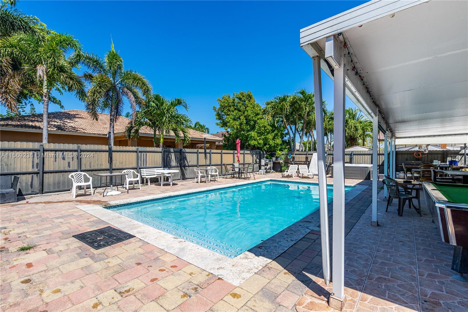 706 SE 14th Pl, Homestead, Florida 33033, 3 Bedrooms Bedrooms, ,2 BathroomsBathrooms,Residential,For Sale,706 SE 14th Pl,A11569236