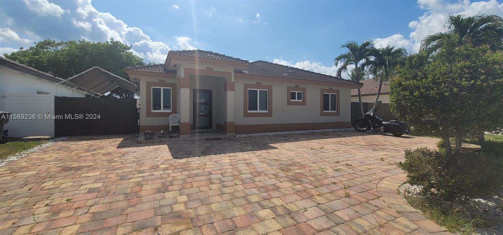 706 SE 14th Pl, Homestead, Florida 33033, 3 Bedrooms Bedrooms, ,2 BathroomsBathrooms,Residential,For Sale,706 SE 14th Pl,A11569236