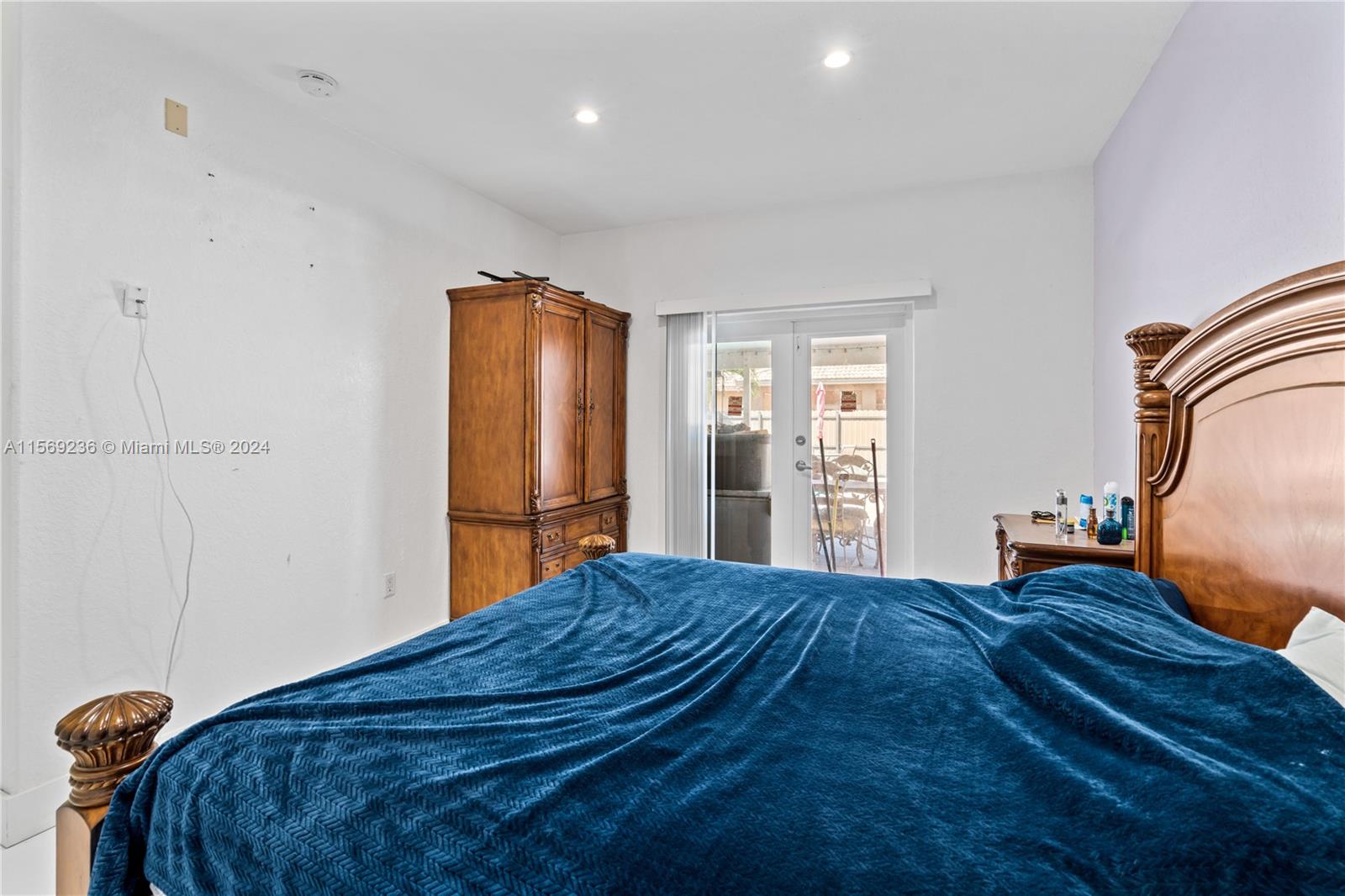 706 SE 14th Pl, Homestead, Florida 33033, 3 Bedrooms Bedrooms, ,2 BathroomsBathrooms,Residential,For Sale,706 SE 14th Pl,A11569236