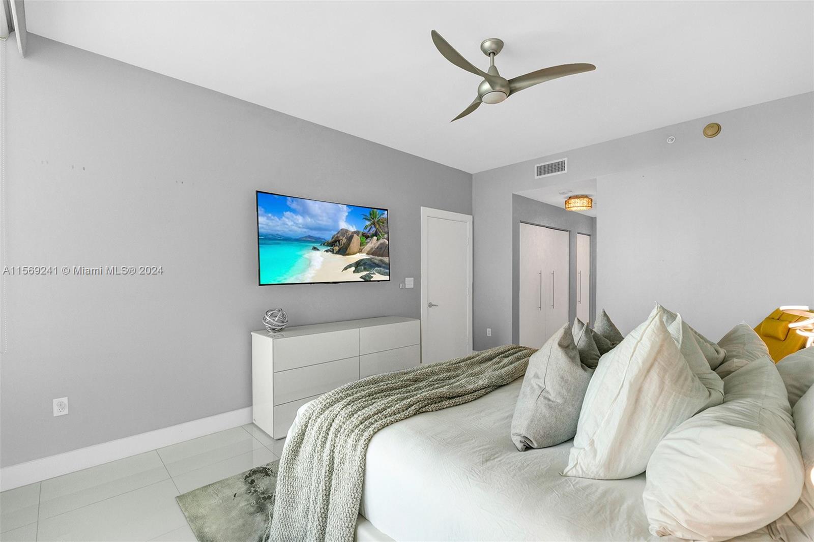 900 Biscayne Blvd 5308, Miami, Florida 33132, 2 Bedrooms Bedrooms, ,3 BathroomsBathrooms,Residentiallease,For Rent,900 Biscayne Blvd 5308,A11569241