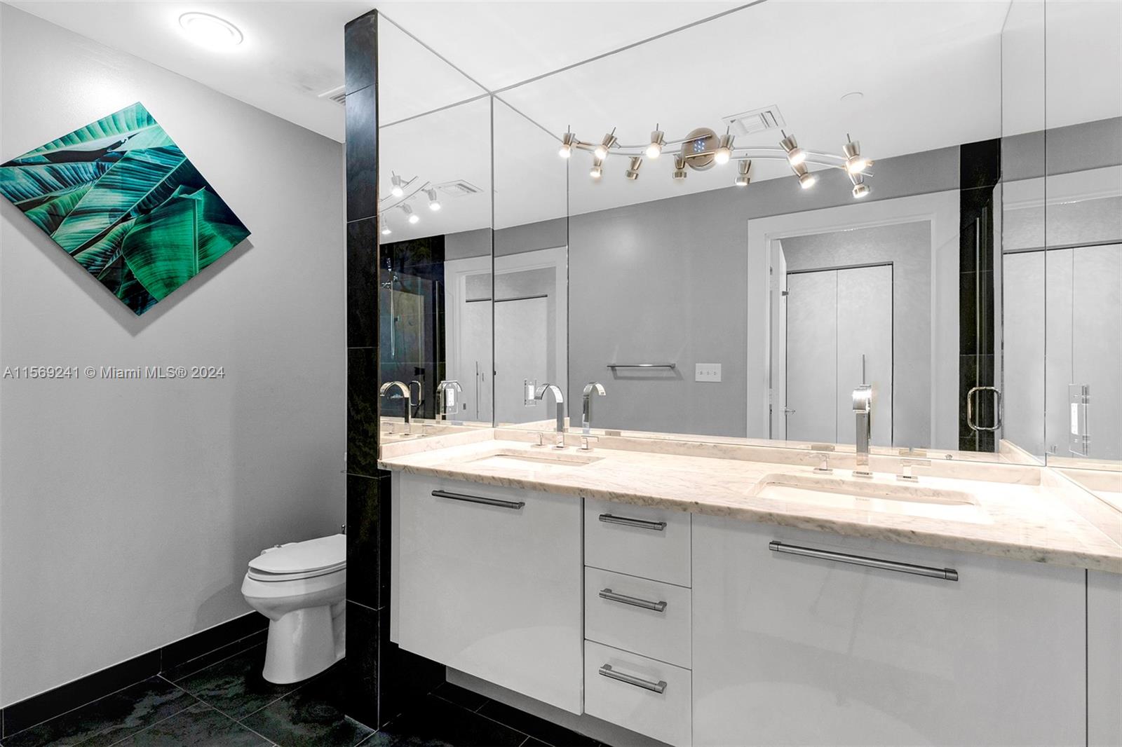 900 Biscayne Blvd 5308, Miami, Florida 33132, 2 Bedrooms Bedrooms, ,3 BathroomsBathrooms,Residentiallease,For Rent,900 Biscayne Blvd 5308,A11569241