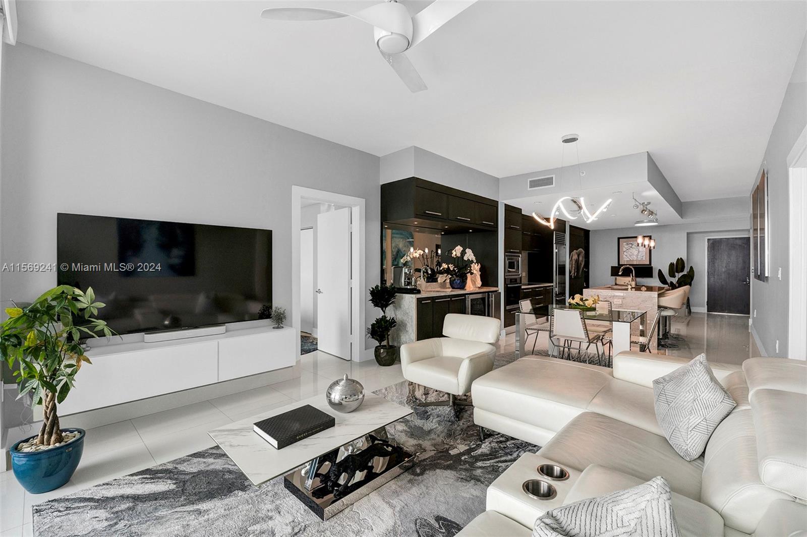 900 Biscayne Blvd 5308, Miami, Florida 33132, 2 Bedrooms Bedrooms, ,3 BathroomsBathrooms,Residentiallease,For Rent,900 Biscayne Blvd 5308,A11569241