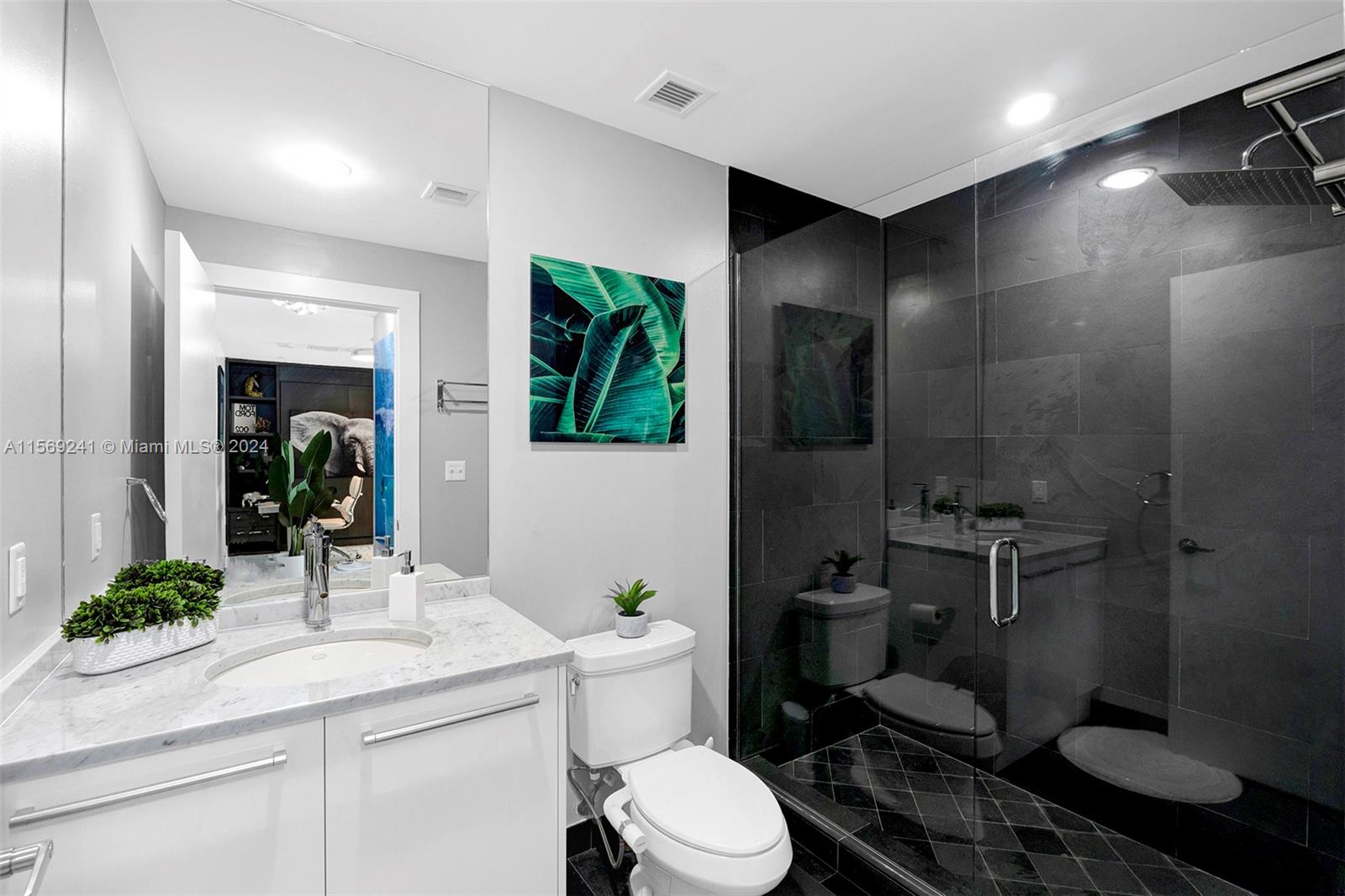 900 Biscayne Blvd 5308, Miami, Florida 33132, 2 Bedrooms Bedrooms, ,3 BathroomsBathrooms,Residentiallease,For Rent,900 Biscayne Blvd 5308,A11569241