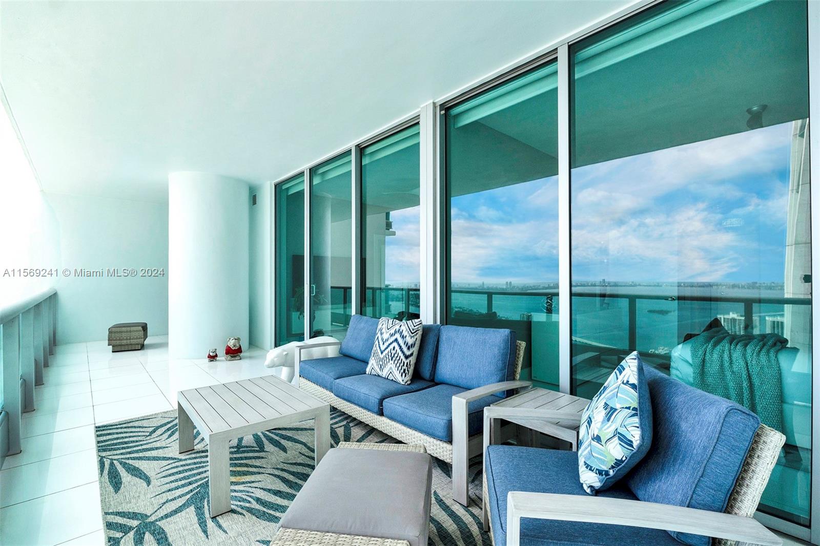 900 Biscayne Blvd 5308, Miami, Florida 33132, 2 Bedrooms Bedrooms, ,3 BathroomsBathrooms,Residentiallease,For Rent,900 Biscayne Blvd 5308,A11569241