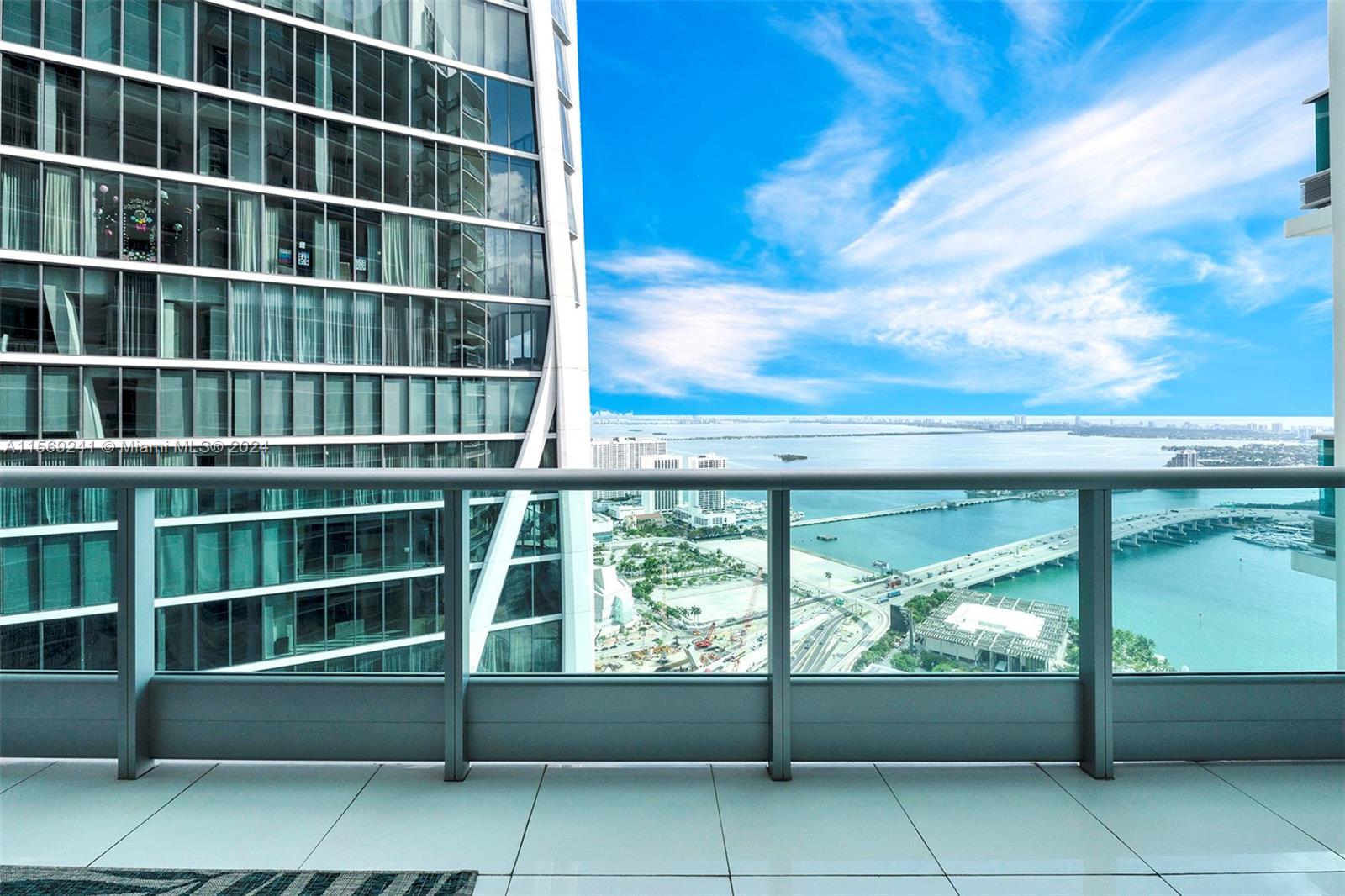 900 Biscayne Blvd 5308, Miami, Florida 33132, 2 Bedrooms Bedrooms, ,3 BathroomsBathrooms,Residentiallease,For Rent,900 Biscayne Blvd 5308,A11569241