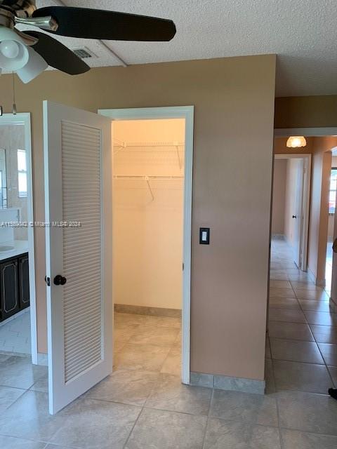 Master bedroom Closet